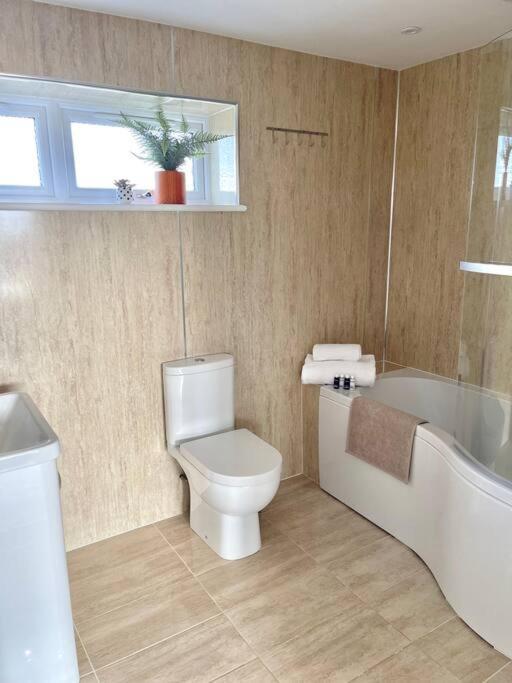 Lighthouse Cottage With Hottub Абърдийн Екстериор снимка