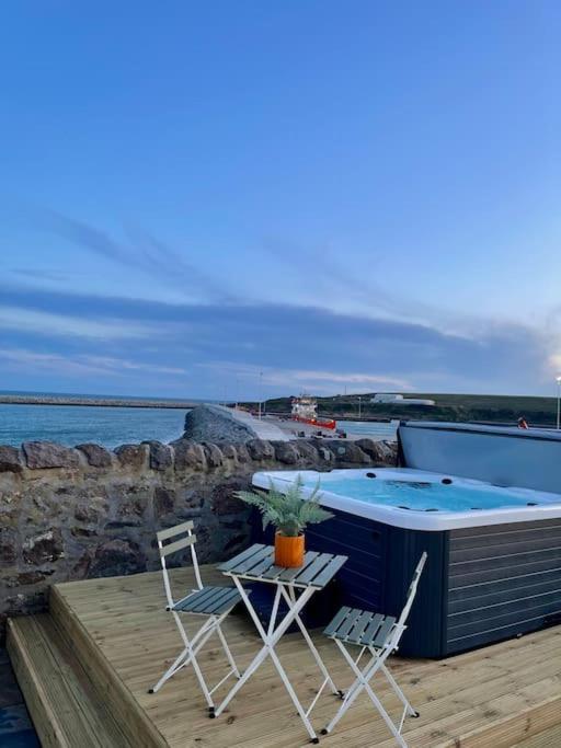 Lighthouse Cottage With Hottub Абърдийн Екстериор снимка